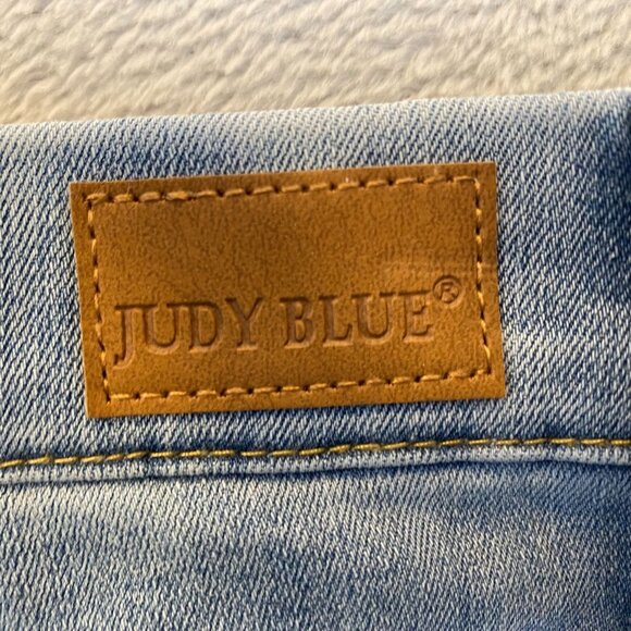 Judy Blue Womans Lincoln Mid‑Rise Pull‑On Skinny Jegging Size 9/29 Light Wash De - Picture 7 of 16